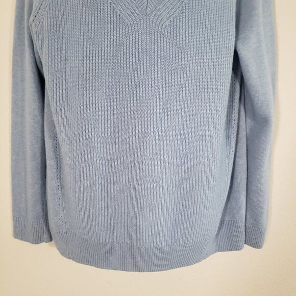 Talbots Women's Sweater Medium Light Blue Wool Cashmere Soft Knit Blend - Picture 3 of 9